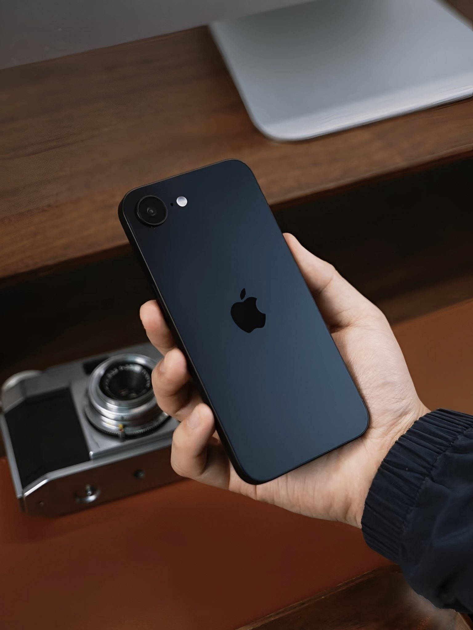 iphonese后盖区别 iphonese后盖拆机图解 